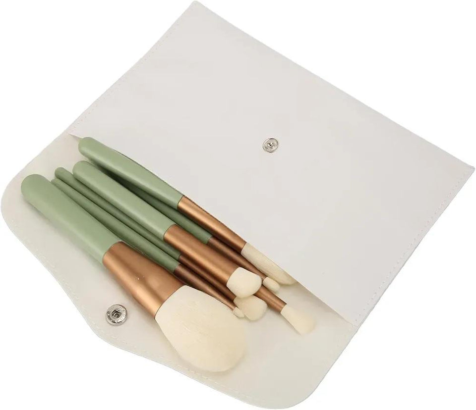 High Quality Makeup Brushes Set With Pouch 7 Pcs